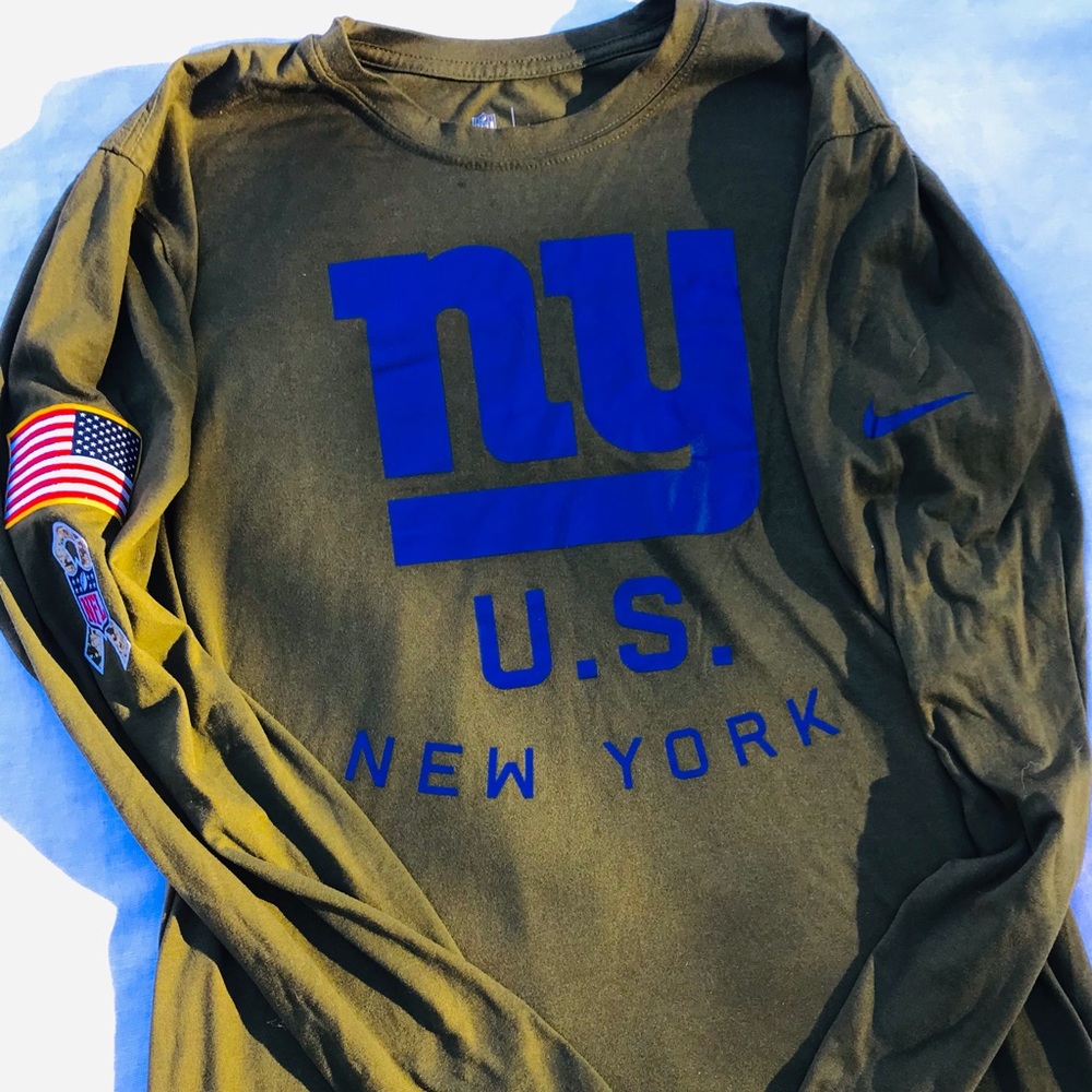 New York Giants Nike dry fit long sleeve